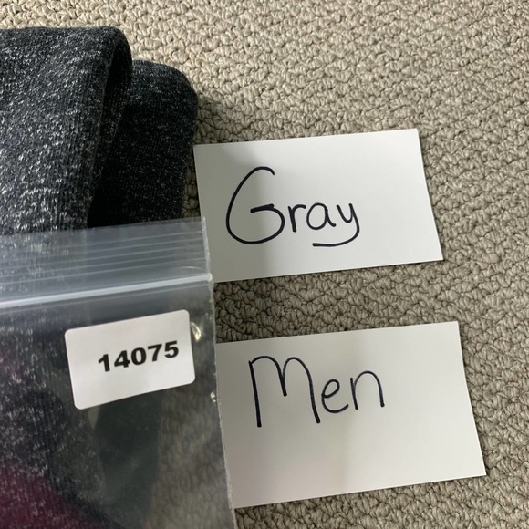 Tommy Bahama Mens Sweater Size XL Gray‎ Long Sleeves Crew Neck Pullover Knit - Picture 11 of 11